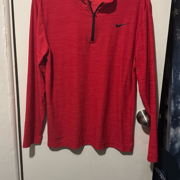 Nike Red Dri-FIT Men's Sweatshirt - Picture 8 of 8